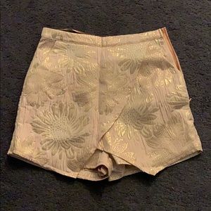 Superdown: Sunni Rose Gold Skort